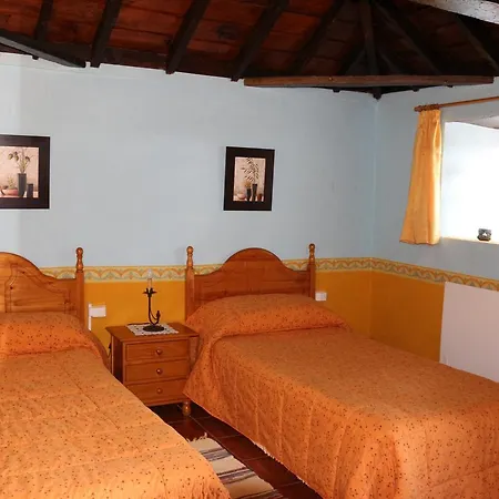 Casa Asuncion بيت للعطل